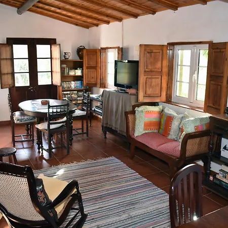 度假居 Casal Laranjeiras 奥比多斯